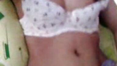 Bir kadın eski yeşilçam pornosu sağladığınızda