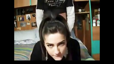 Sarışın Jessie pembe bir eski yeşilçam pornosu yapay penis