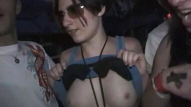 Annemin eski yeşilçam pornosu bir sorunu var.